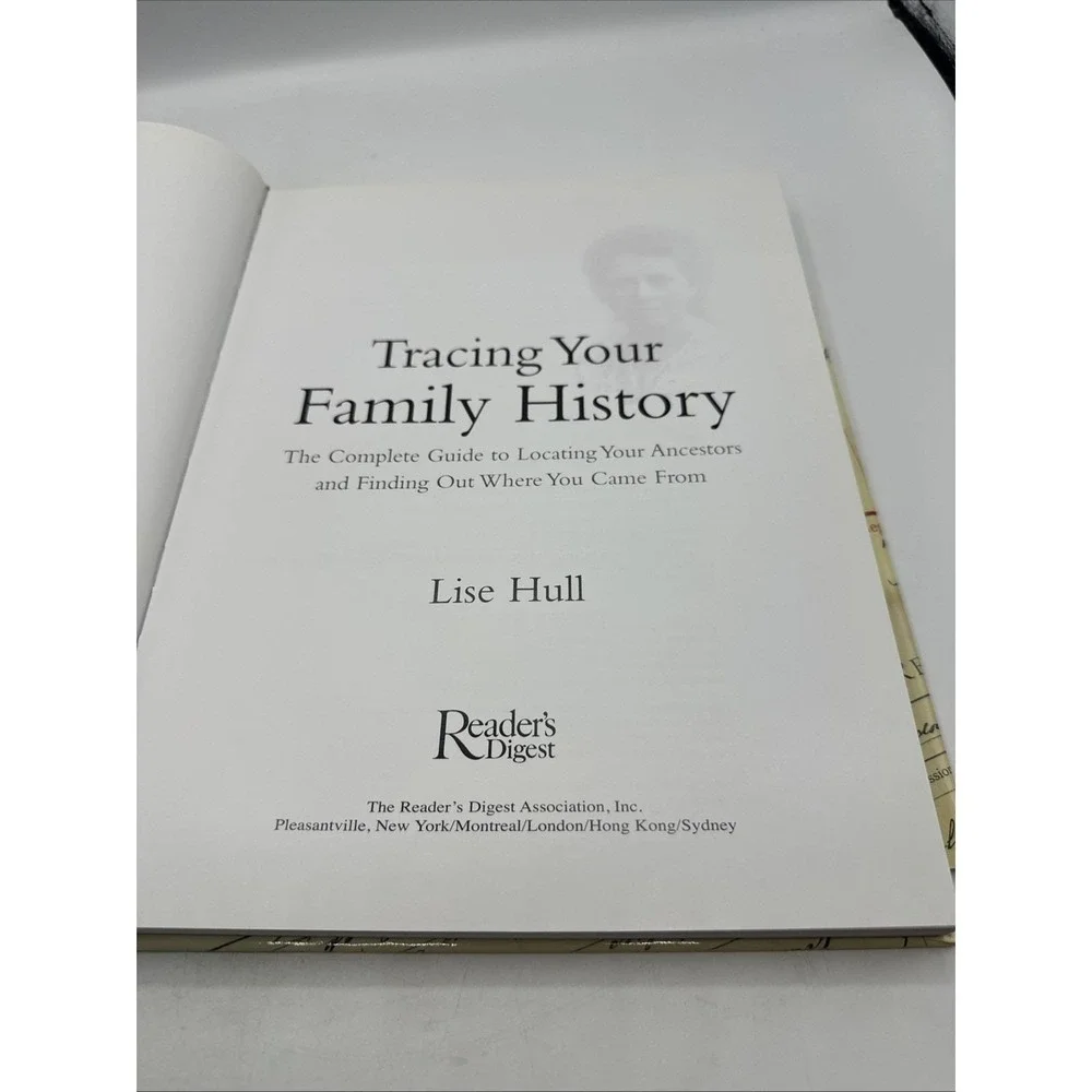 Reader's Digest Tracing Your Family History by Lisa Hull 2006 Hardback‎